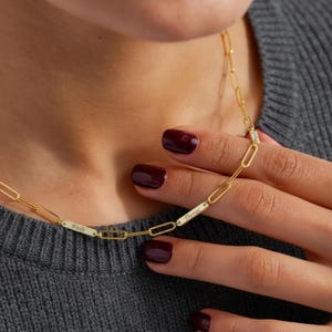 Engraved Bar Necklace with Paperclip Chain, Gift for Mama, Gift for Her, Christmas Gift for Girlfriend, Gift for Grandma, Name Necklace