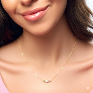 Spersonalizowany naszyjnik z kamieniem szlachetnym dla rodziny Naszyjnik ze srebra próby 925 z wieloma kamieniami szlachetnymi Delikatny naszyjnik z kamieniem szlachetnym Spersonalizowany naszyjnik z kamieniem szlachetnym