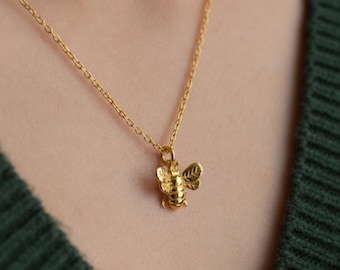 14K Gold Bee Necklace, Gold Bee Dainty Necklace, Sterling Silver Bee Jewelry, Gift for Her 14k Gold Necklace, Bee Lover Gift, Christmas Gift