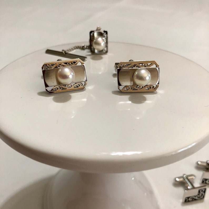 Cuff Links and Tie Tack Lot Lot of 3 Sets of Cuff Links Vintage Cuff Links
