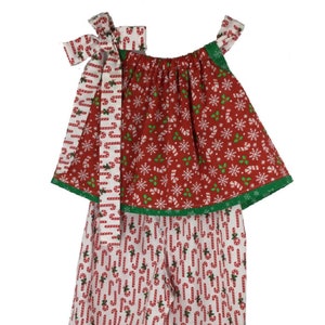 Pillowcase Top and Pants Set Christmas Outfit Snowflakes, Candy Canes & Holly 2 Piece Set Size 3T