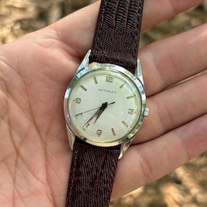 Wittnauer Sunburst Dial 34mm Watch | Manual Wind