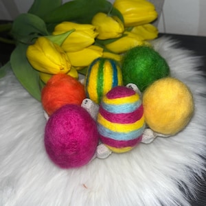 Easter eggs made of felt, Easter, Easter decoration, felting, dry felting