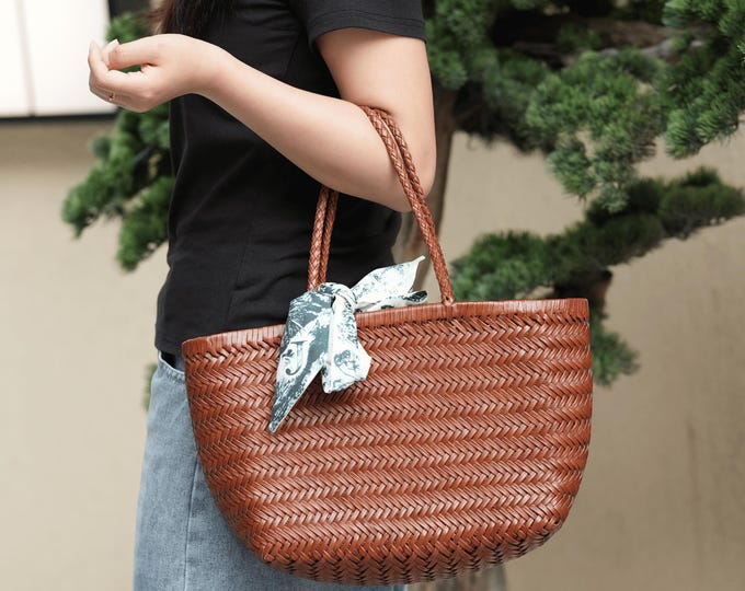 Hand-Woven Leather Hobo Bag: Large Vintage Shoulder Tote