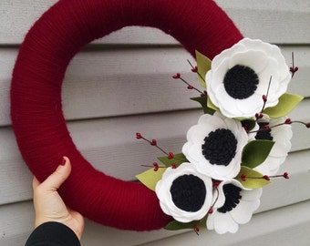 Christmas yarn wreath, Christmas wreath, holiday wreath, wildflower wreath, year round wreath, wool felt flower wreath, winter wreath