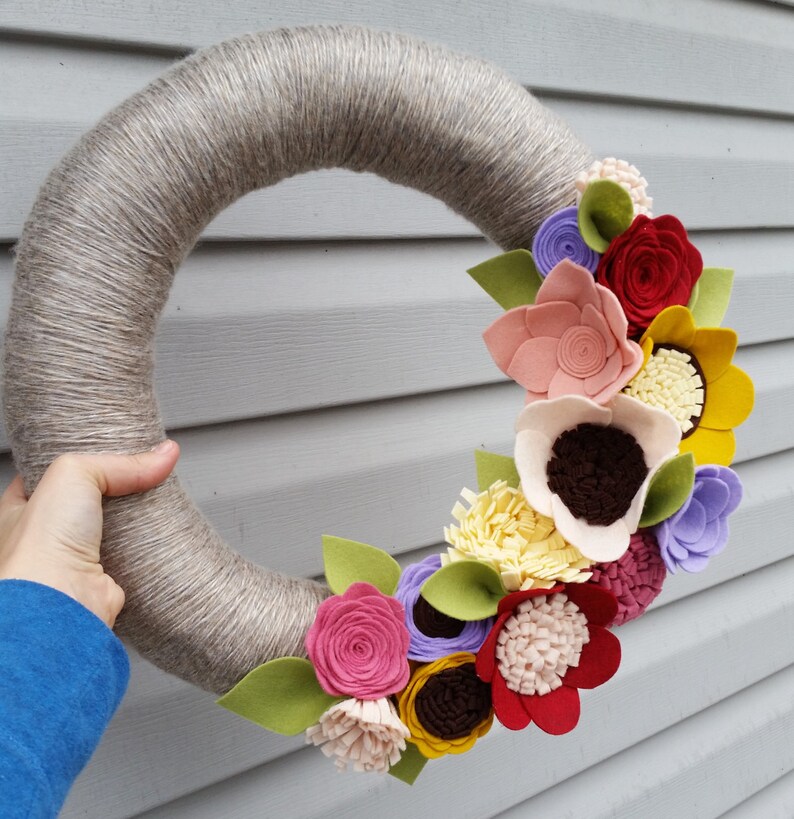Spring wreath, yarn wreath, wildflower wreath, year round wreath, felt flower wreath, fall wreath,home decor,wedding gift, wedding decor image 3