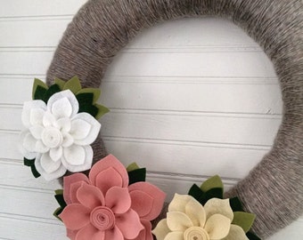 Spring wreath, neutral wreath, yarn wrapped wreath, wool felt flower wreath, felt wreath, summer wreath, summer wedding decor, floral wreath