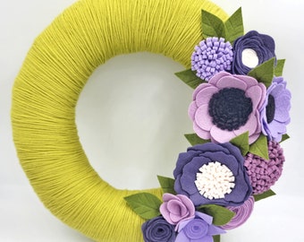 Bright spring wreath, yarn wreath, yarn wrapped wreath, wool felt flower wreath, summer wreath, summer decor, spring wreath, wedding decor