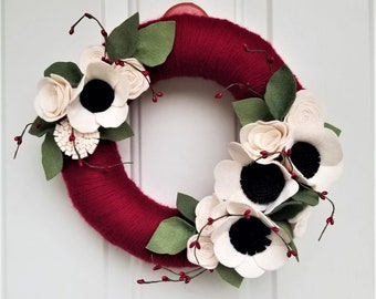 Christmas yarn wreath, Christmas wreath, holiday wreath, wildflower wreath, year round wreath, wool felt flower wreath, winter wreath