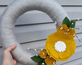 Felt flower wreath, yarn wrapped wreath, berry wreath, year round wreath, door decor, yellow & grey wreath, spring wreath, wedding decor