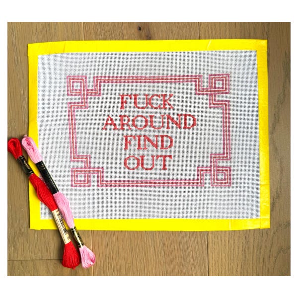 F*ck Around Scopri la tela a punto croce