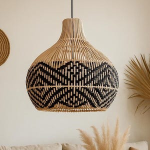 Rattan Pendelleuchte, handgefertigtes Bali-Dekor, Küstenstil, perfekt für Wohnzimmer, Essbereich, Boho-Dekor, Boho-Lampe, Zuhause im Boho-Stil