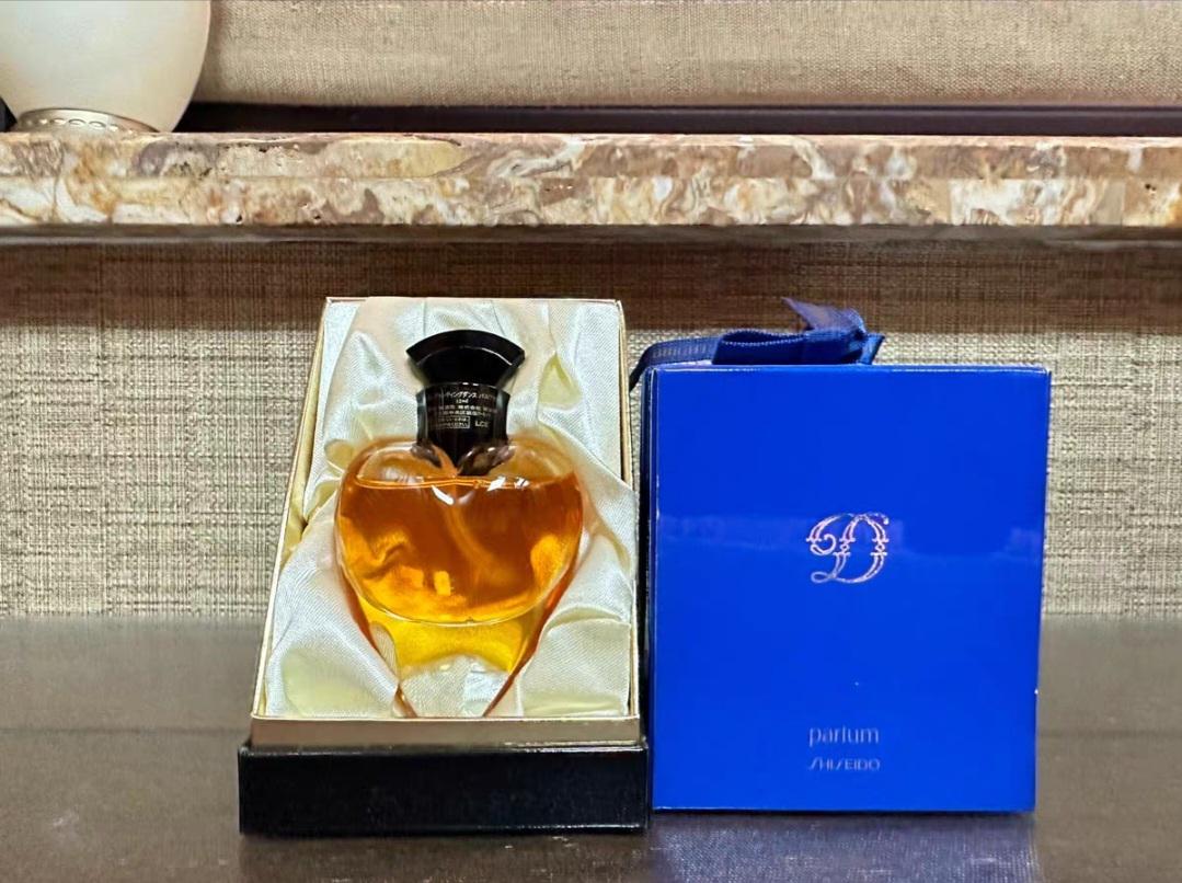 希少　廃盤品　資生堂　バサラ　オードトワレ　香水　50ml s-l400.jpg