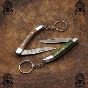 Faca dobrável de aço damasco forjada à mão com cabo de madeira, facas de aço damasco feitas à mão para abridor de cartas, utensílios de caça