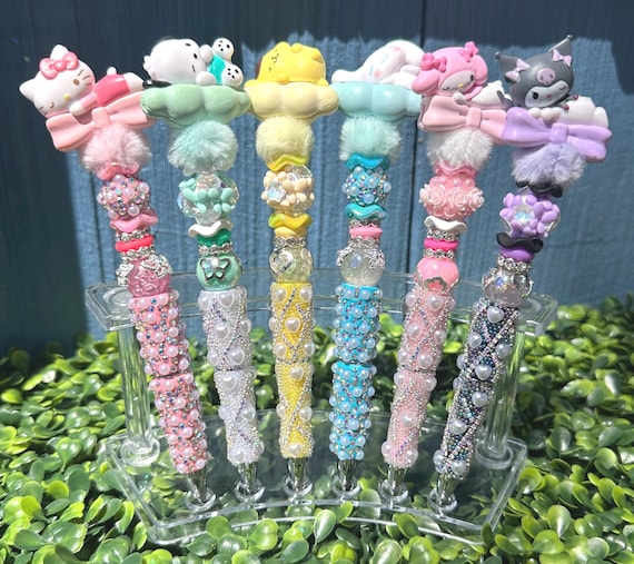 Hello kitty , cinnamoroll, kuromi, pochacco, my melody, pompomporin glam beaded pens.