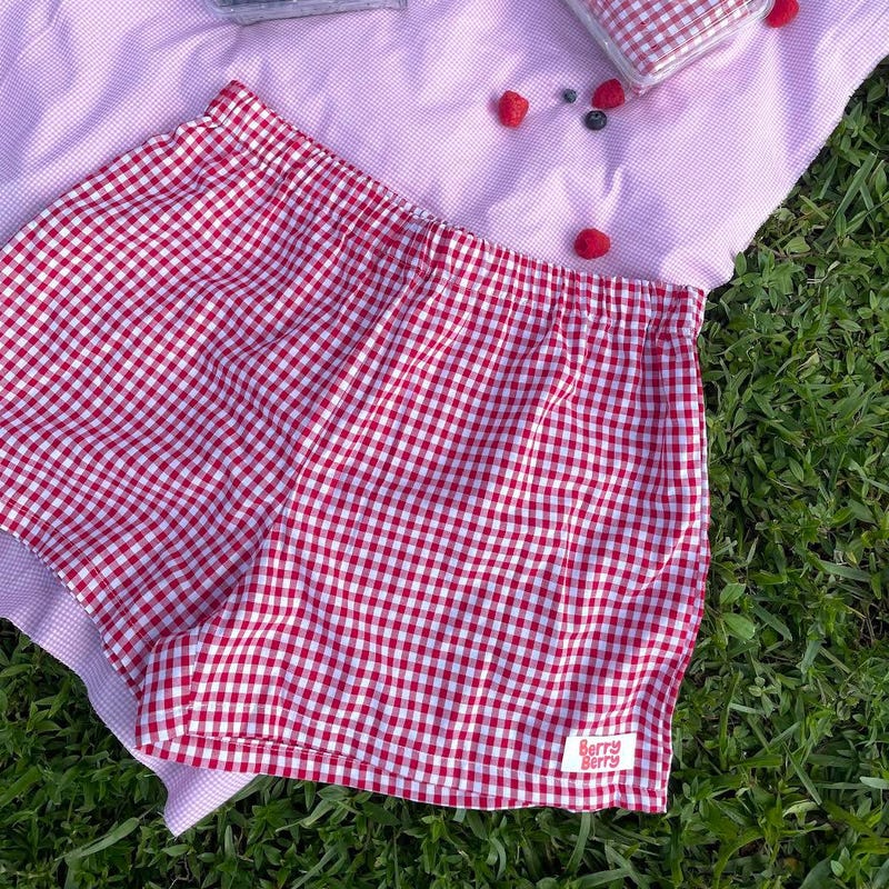 Gingham Black Pattern Print Women's Shorts