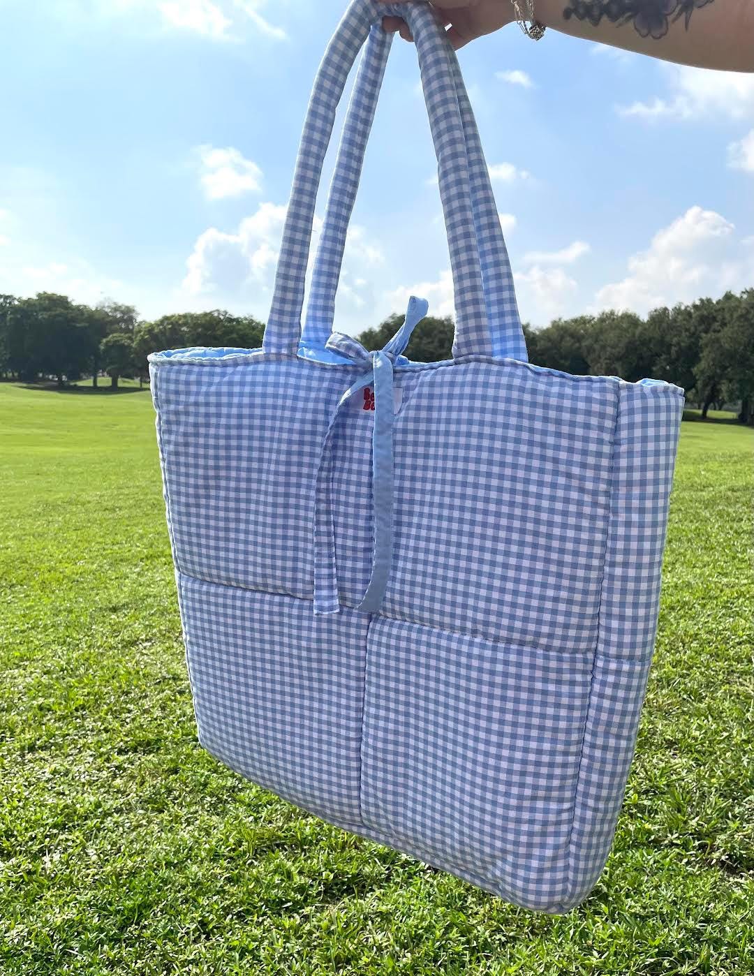 ★TOUT Y EST★ Gingham Check Middle Tote Bag RE P523AHT001FF image.webp