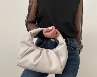 Luxurious soft genuine leather handbag available in 3 colors, Elegant leather bag with modern design, Leather handbag for her
