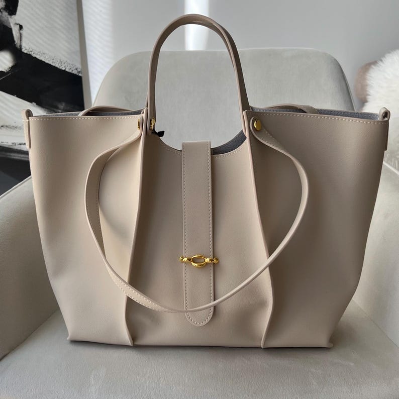 Elegant 2-in-1 beige leather tote bag with matching clutch, Handcrafted leather shoulder bag, Luxury leather shoulder bag for women image 4