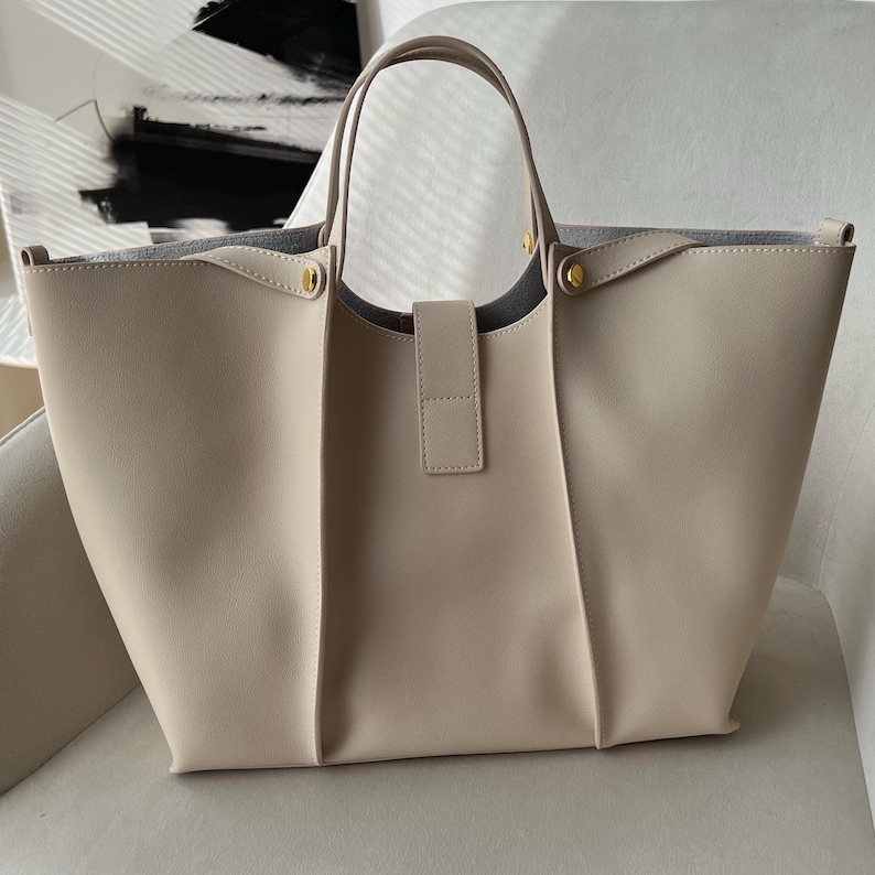 Elegant 2-in-1 beige leather tote bag with matching clutch, Handcrafted leather shoulder bag, Luxury leather shoulder bag for women image 8