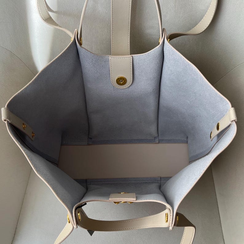 Elegant 2-in-1 beige leather tote bag with matching clutch, Handcrafted leather shoulder bag, Luxury leather shoulder bag for women image 7