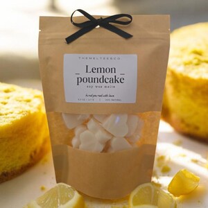 Lemon Pound Cake scented wax melt by TheMelteesCo, Strong home fragrance, 100% natural soy wax, Warmer wax cubes