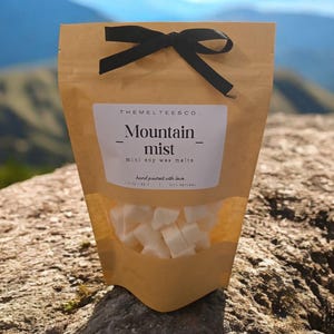 Mountain Mist scented mini wax melts by TheMelteesCo, Strong home fragrance, 100% natural soy wax, Warmer wax cubes