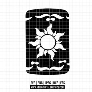 Op de afbeelding: Een zwarte rechthoekige afbeelding met een wit gestileerd zonnepictogram met vlamachtige stralen in het midden, omringd door een wit rasterpatroon en decoratieve krullen. De tekst SVG PNG JPEG DXF EPS en HELLODIGITALGRAPHICS.COM staat onderaan.