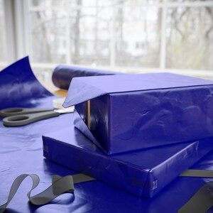 Dark Blue Gift Wrap: Eco-Friendly Matte Wrapping Paper