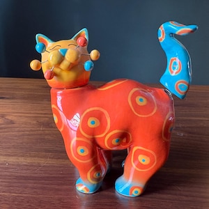 Whimsiclay “jay” Bobble Cat by Amy Lacombe • #86200 • 2005