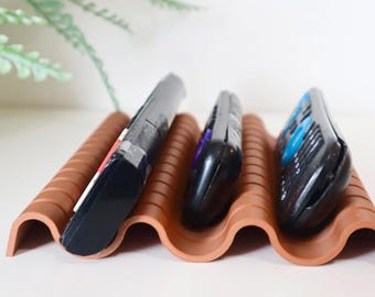 Modern TV organizer | minimalist 3D print | compact with 3/4 TV remote slots| Remote Control Caddy |TV Remote Holder | Living Room Organizer