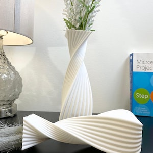 White Modern Vase Contemporary vase  | Modern & Minimalist 3D Printed Vase  | - Unique Home Decor for Dried Flowers  | Statement Centerpiece