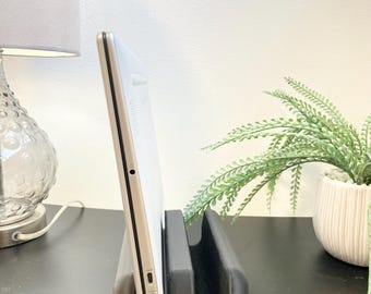 Vertical Laptop stand, Dual laptop holder, MacBook vertical stand, MacBook dock, desk setup, 3D Printed Laptop Stand Minimalist MacBook Pro