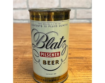 NEAR MINT Blatz Pilsner Beer Flat Top Can Milwaukee 1945 - Near Mint