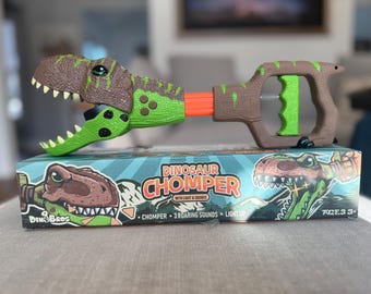 Wikkelbalspel dinosaurus Saran - plantaardig / milieuvriendelijk - leuk voor vakanties, verjaardagsfeestjes, vriendenbijeenkomsten en nog veel meer!