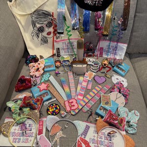 Taylor Swift- Saran Wrap Ball Game - Plant Based / Eco Friendly - Fun for Holidays, Birthday Parties, Friend Get Togethers and So Much More!