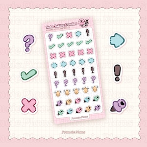 Peut inclure: Planche d'autocollants pour planificateur avec des icônes variées : points d'interrogation, coches, points d'exclamation, flèches et cloches. Les autocollants sont de couleurs pastel, rose, bleu et vert. Le texte "Note-Taking Doodles" est visible.