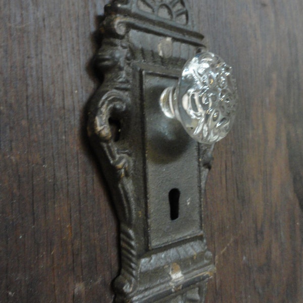 Cast Iron door knob, Key hanger, Jewelry hanger, door pull, knob with acrylic glass, door handle, Key holder, Jewerly holder,