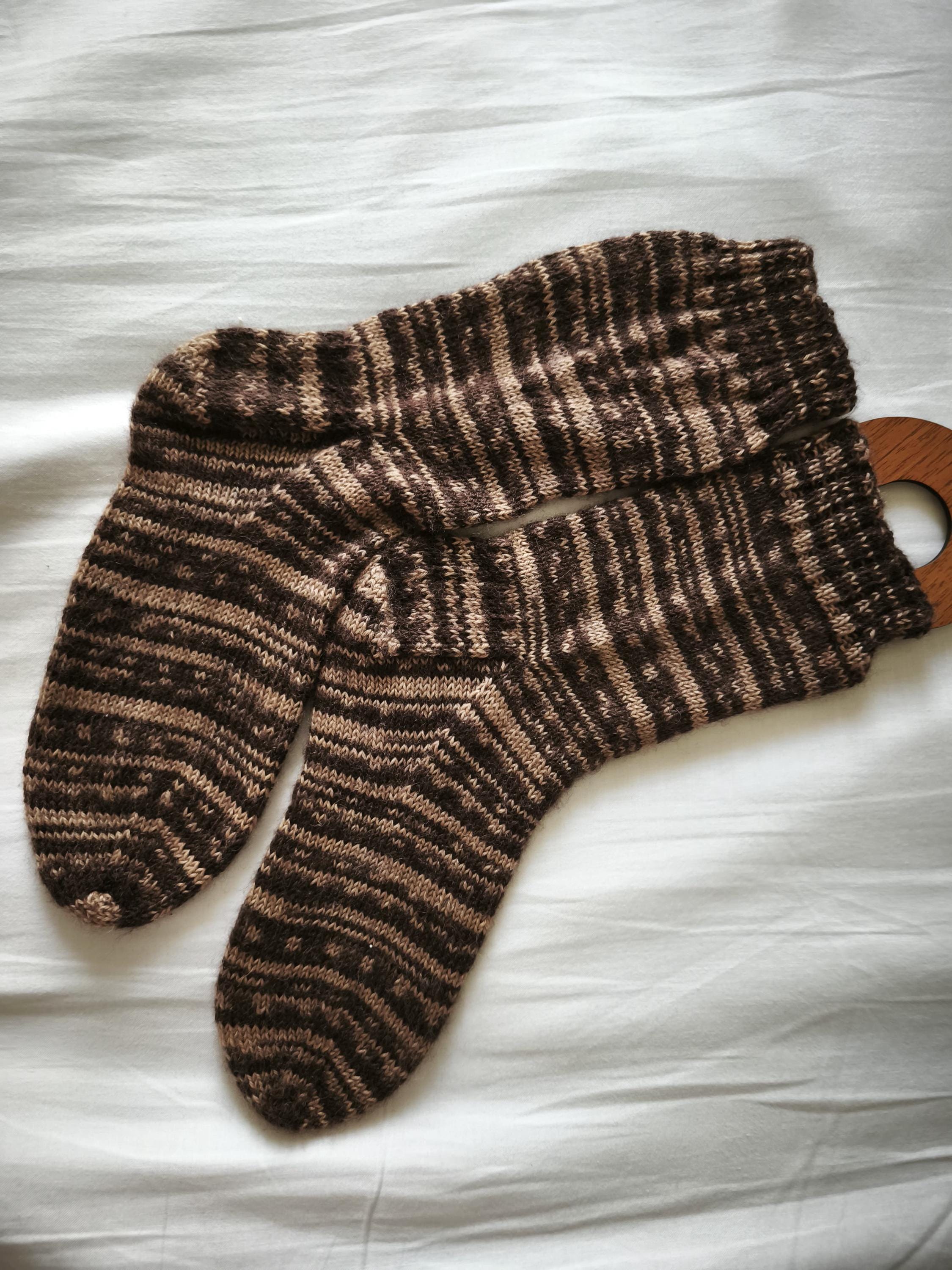 Personalized Hand-Knitted Wool Socks: Custom Name Embroidery