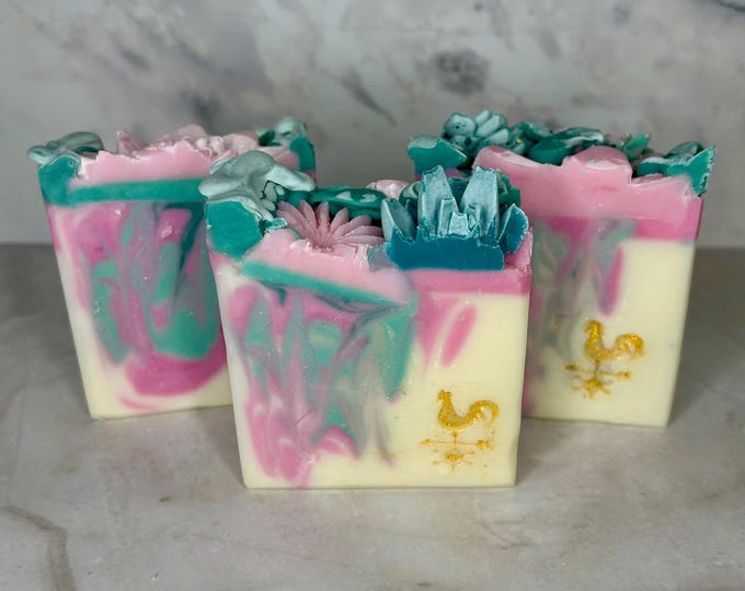 Handmade Artisan Blossom and Bloom (Pink) - Tallow Soap Bar (5oz)