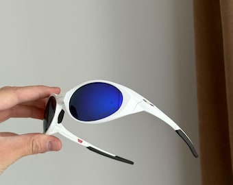 Oakley Eye jacket X sunglasses y2k avantgarde hype japan white blue japanese USA rare opium drip drill gorpcore mountain