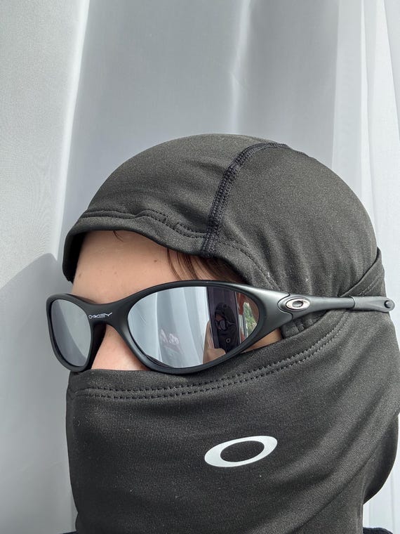 90's Rare Avantgarde Black Silver Oakley Minute Plate Y2k Rare