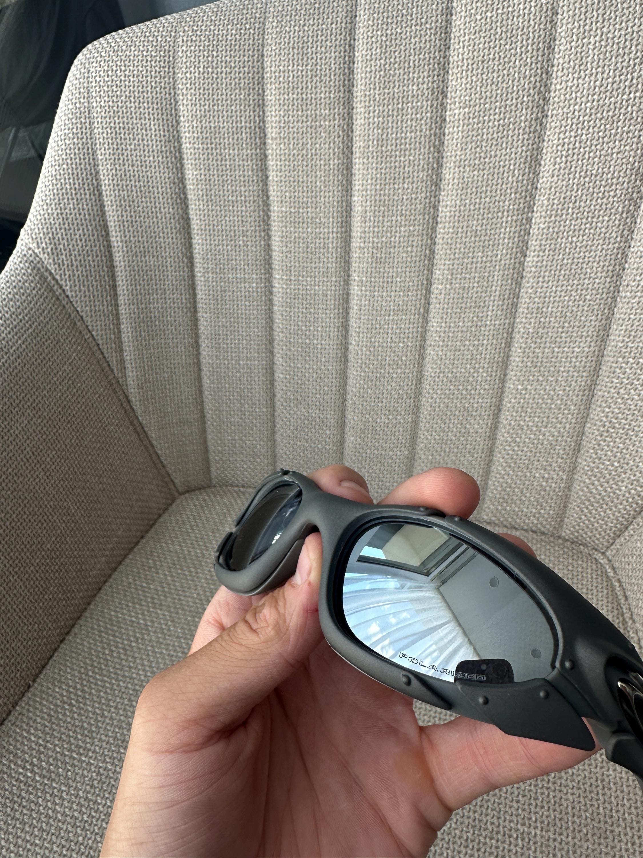 90's Silver Black Oakley Plate Splice Minute Y2k Rare Vintage