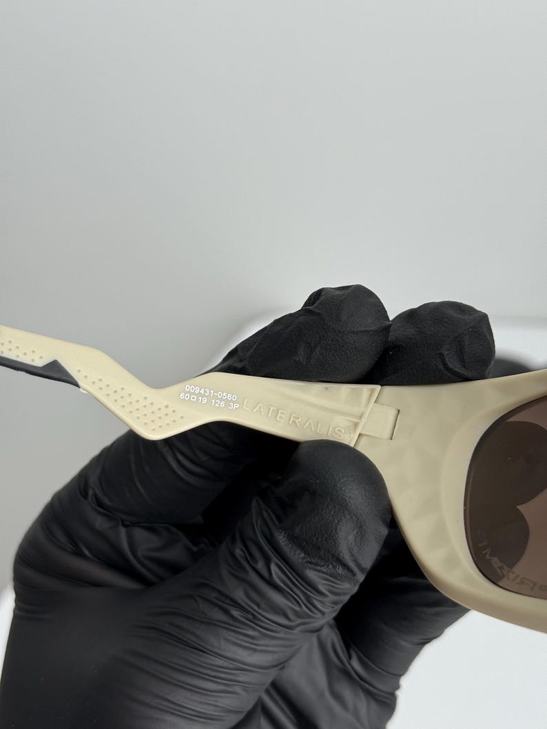 Vintage 00-talsstil Oakley Oakley Lateralis solglasögon utomhusglasögon gorpcore avantgarde hype minute splice y2k witch polariserade bild 10