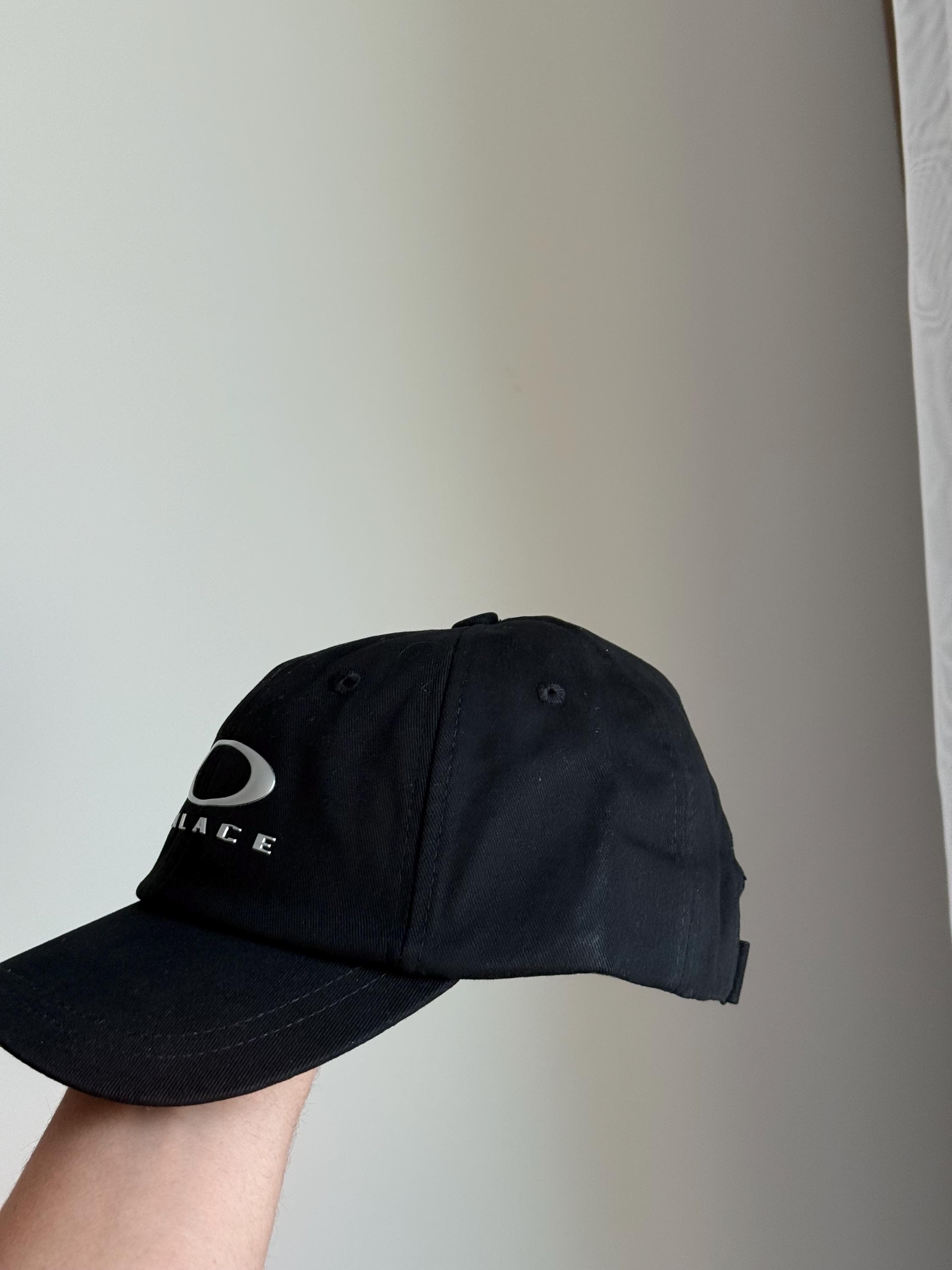 Vintage Oakley X Palace Hat Cap Skull Avantgarde Gorpcore Hype
