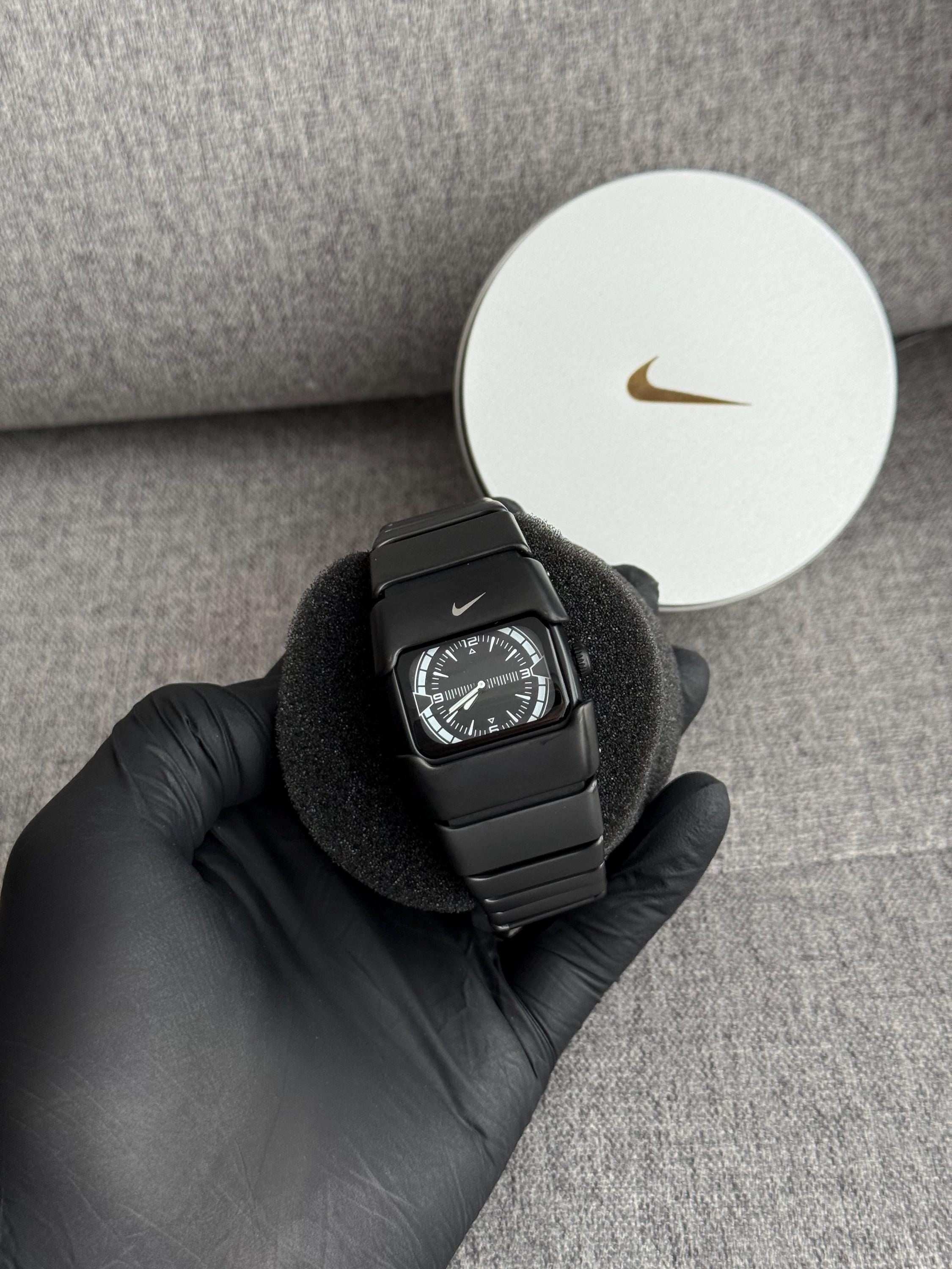 NIKE D-LINE ナイキ　ディーライン　腕時計 s-l400.jpg