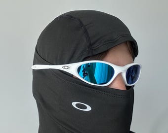 90’s rare avantgarde white blue Oakley minute Plate Y2k Rare Vintage Gorpcore Polarized Sunglasses USA