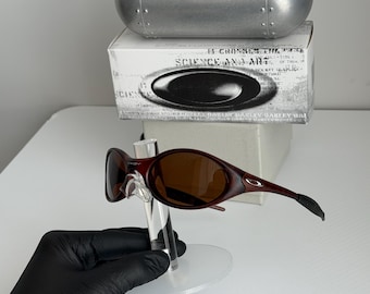 sunglasses oakley eye jacket triple brown Vintage glasses for cycling, running, gorpcore and outdoor activities, Y2K style opium avantgarde