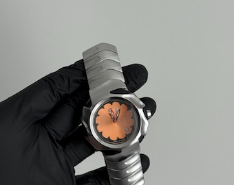 Vintage style retro Oakley Watch Blade hype y2k avantgarde opium gorpcore outdoor silver japan usa steel yellow hype