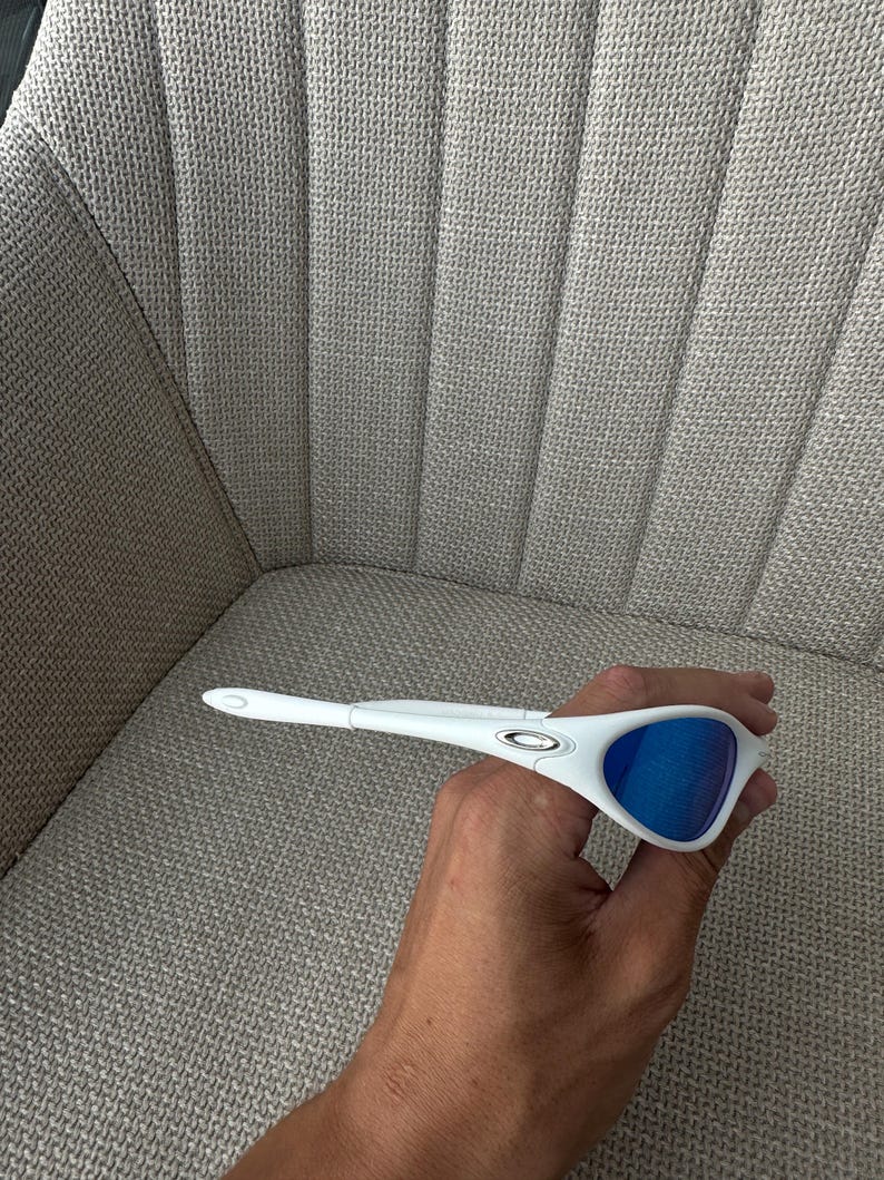 90-tals sällsynta avantgarde vita blå Oakley Minute Plate Y2k sällsynta vintage Gorpcore polariserade solglasögon USA bild 8